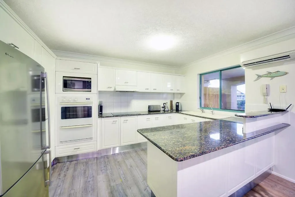 Aparthotel Pacific Place Apartments Gold Coast