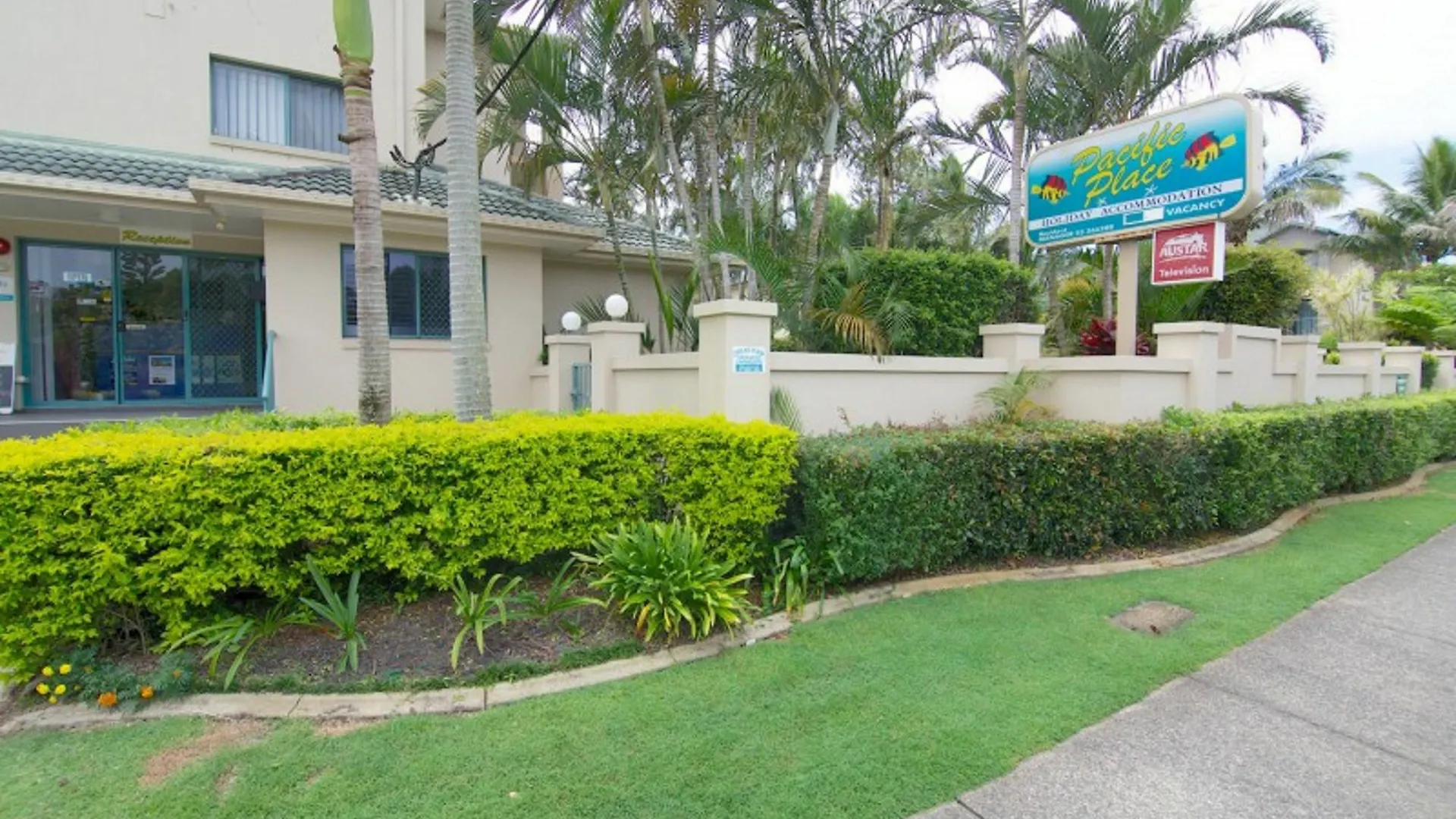Pacific Place Apartments Gold Coast 4*,