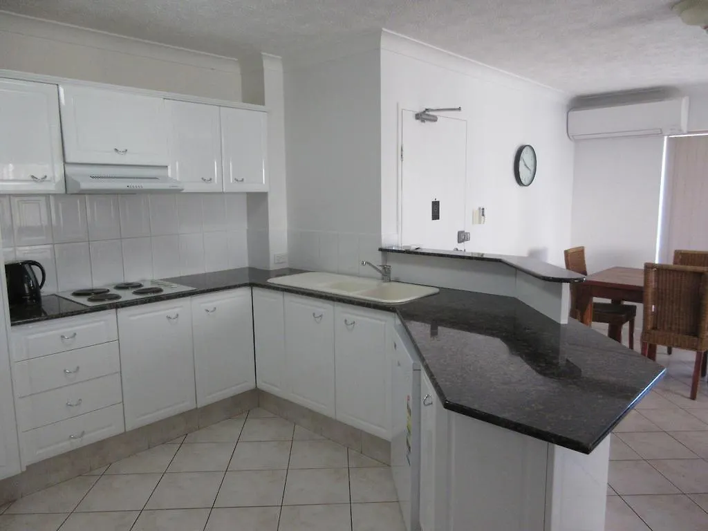 Pacific Place Apartments Gold Coast 4*,